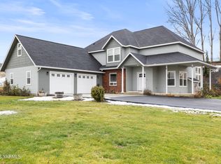 11202 Flintstone Rd, Yakima, WA 98908