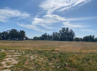 3230 N Milburn Ave, Fresno, CA