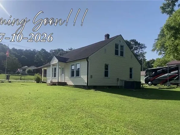 401 Sunset Dr, Randleman, NC 27317
