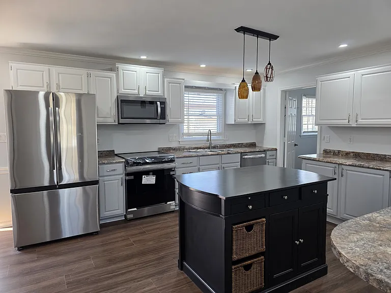 Renovated Spacious Kitchen with all New Appliances