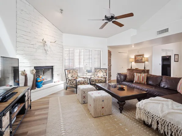 37222 N Tom Darlington Dr APT 18, Carefree, AZ 85377