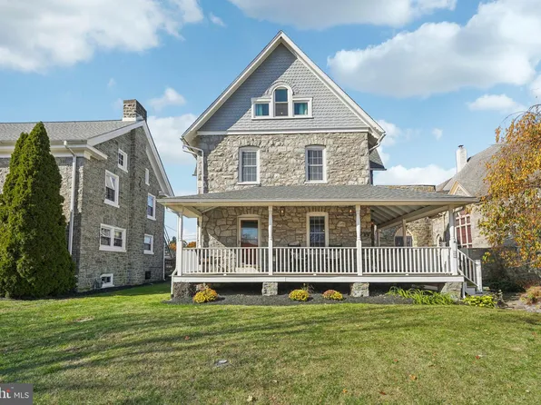 39 W Lancaster Ave, Downingtown, PA 19335