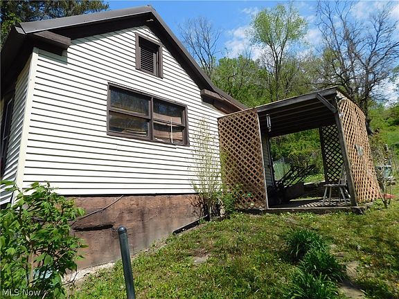 3rd image of 68250 Wrixon Rd