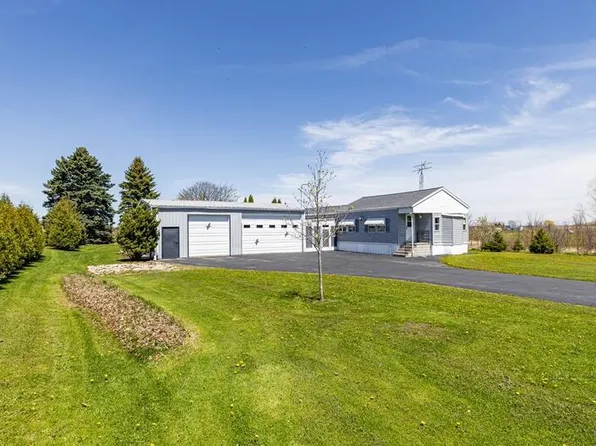 W5250 Sumac ROAD, Plymouth, WI 53073