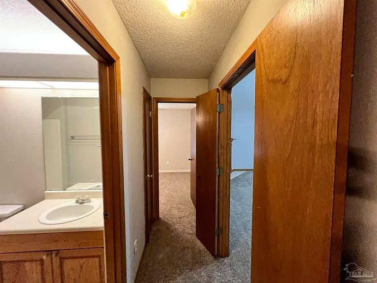 9046 Caribbean Dr — Photo 30