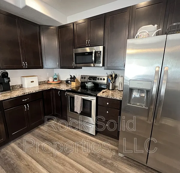 1716 Kade Ct — Photo 10