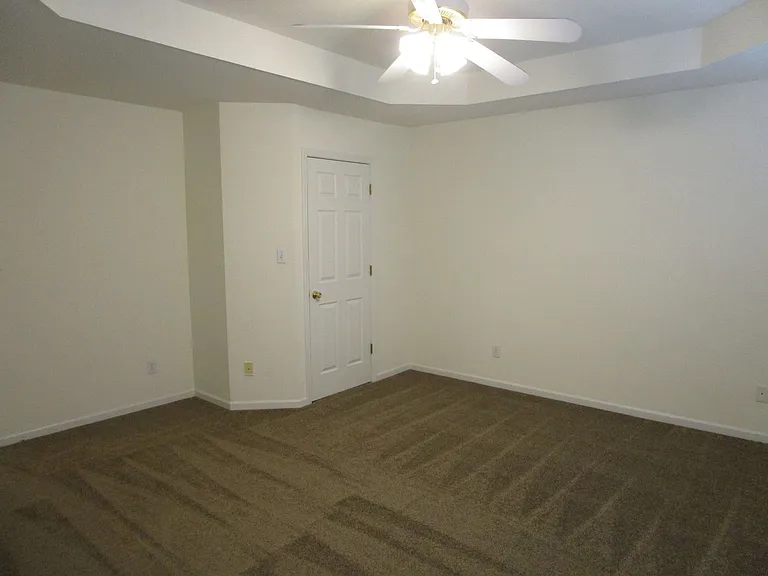 2409-2411 Northampton Dr. — Photo 17