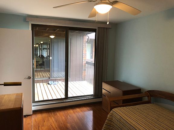 3rd image of 2929 Sunnyside Dr APT D270