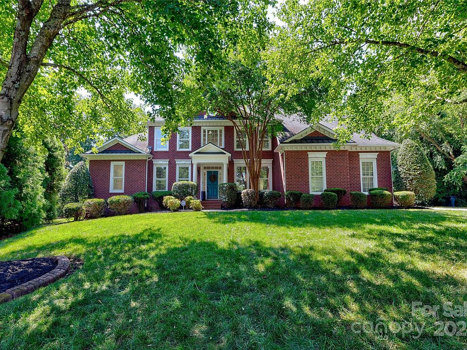 1st image of 17064 Laurelmont Ct
