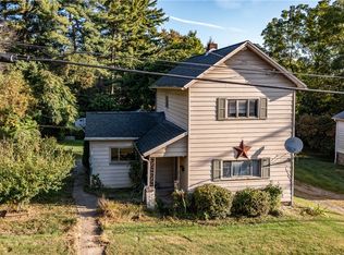 276 Lincoln St, Sharon, PA 16146