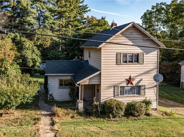 276 Lincoln St, Sharon, PA 16146