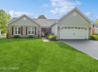 236 Foxmoor Rd, Fox River Grove, IL 60021