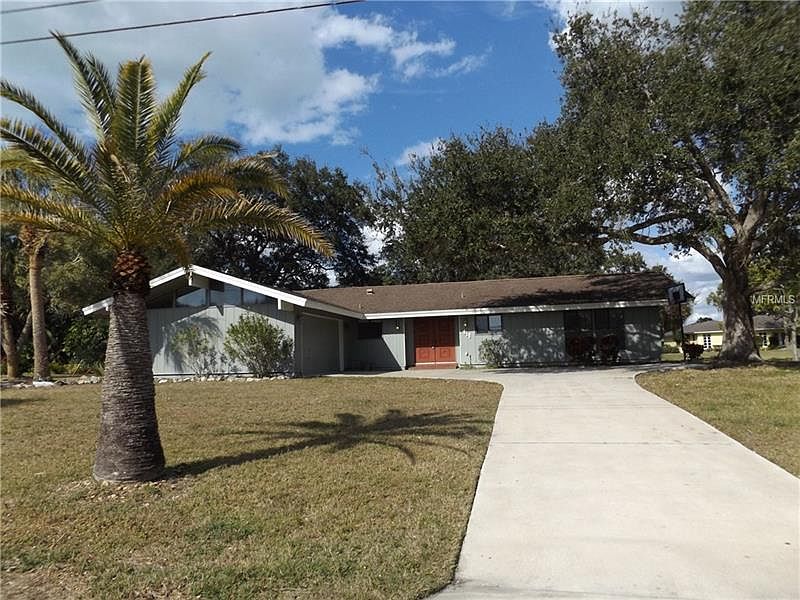 1st image of 410 Cezanne Dr