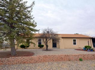 1161 Spur Rd SE, Rio Rancho, NM 87124