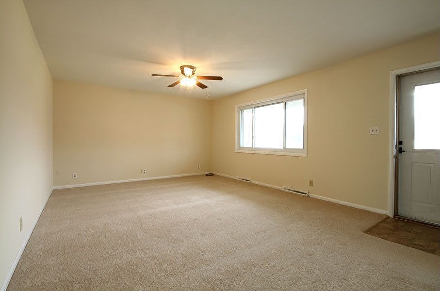 1st image of 6847 W 10th St