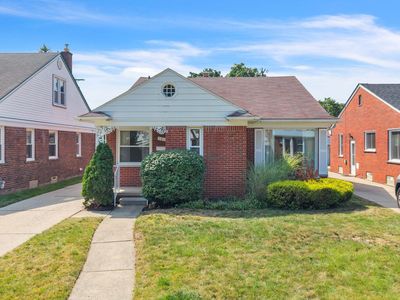 141 Robindale Ave, Dearborn, MI, 48128