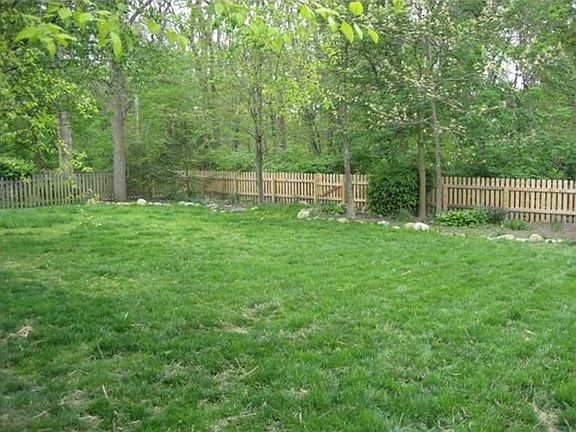 3rd image of 12441 Winding Creek Ln