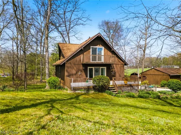 2081 Waynesburg Rd NW, Carrollton, OH 44615