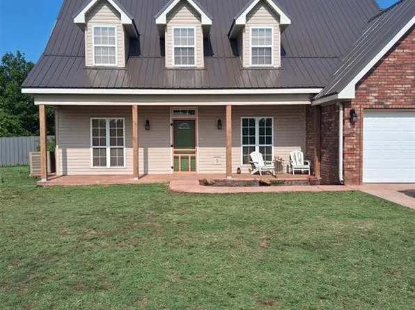 1120 N 7th St, Fort Cobb, OK 73038