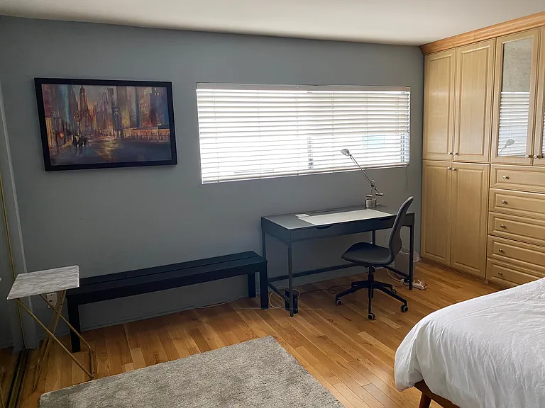 2204 S Bentley Ave #301 — Photo 17