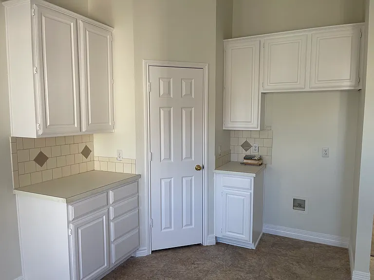 4618 Hunters Ridge Dr — Photo 6