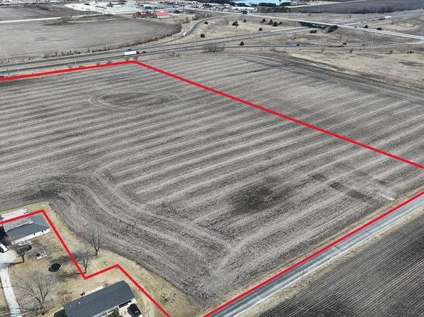 1730 N 600 East Rd, Gilman, IL 60938