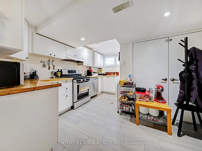 43 Aragon Ave #A — Photo 7