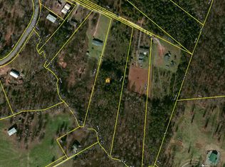 652 Hampton Farms Rd, Wellford, SC 29385