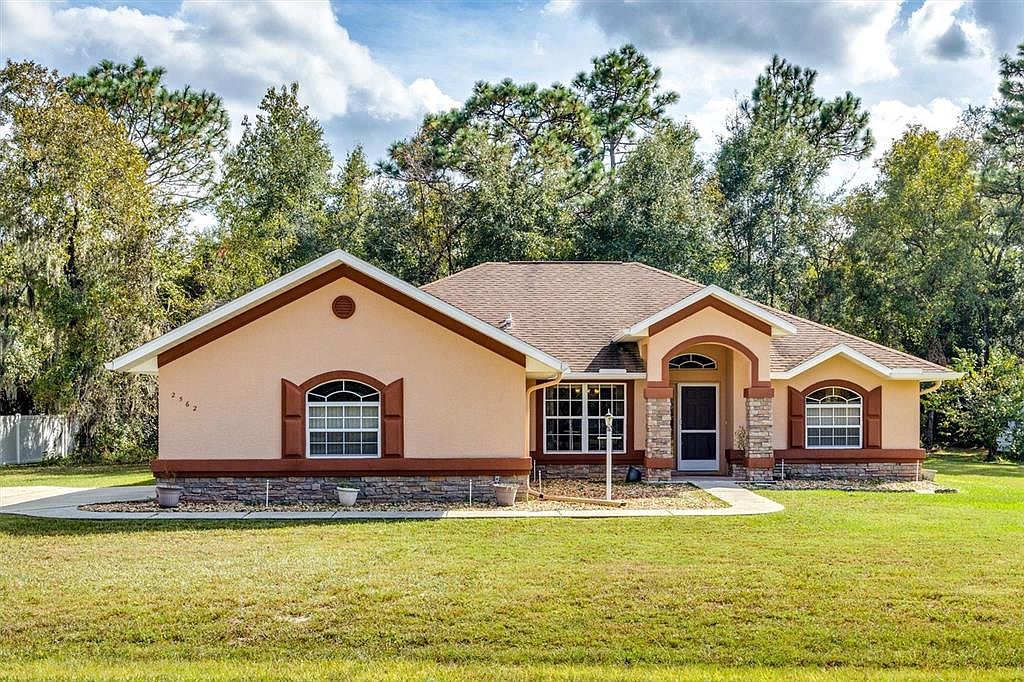 2562 E Steven St, Inverness, FL 34453 | Zillow