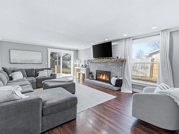 3rd image of 4002 Winterfield Run