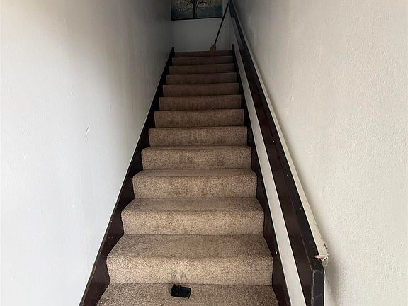 3rd image of 3351 Olive Rd #11C