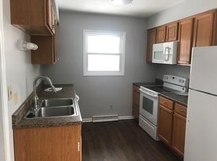 4014 Burchfield Dr, Lansing, MI 48910