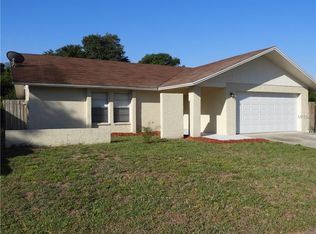 10808 Airview Dr, Tampa, FL 33625