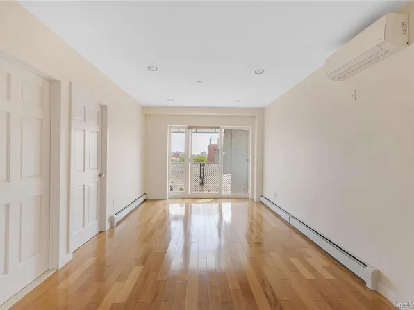 26 Avenue P #7C, Brooklyn, NY 11204