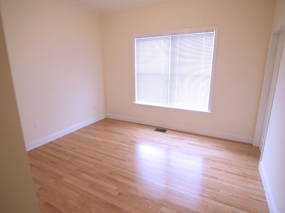 3rd image of 15 Langdon St #A