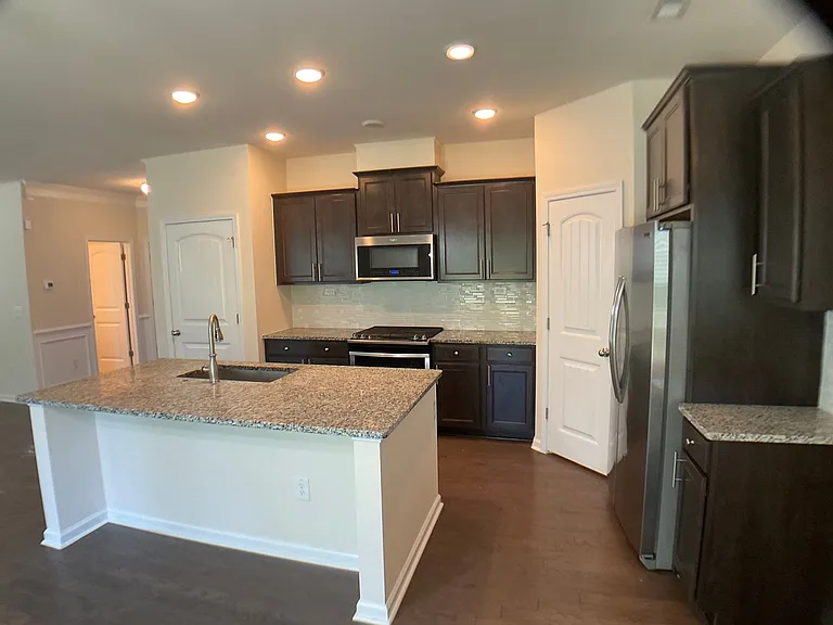 2109 Turling Way — Photo 11