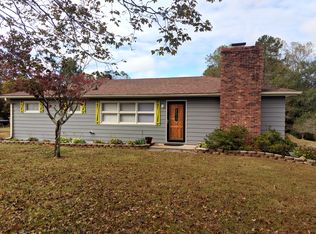 1180 Hillside Dr, Thomasville, NC 27360