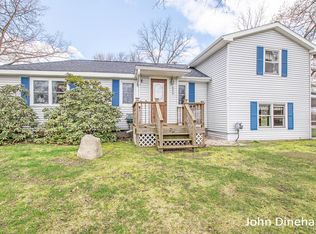 6233 Woodard Lake Rd, Fenwick, MI 48834