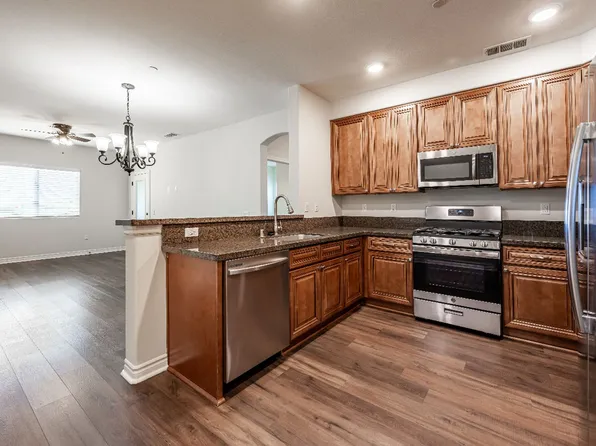 Santa Barbara Luxury Apartment Homes