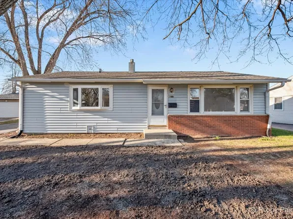 128 Adobe Cir, Carpentersville, IL 60110