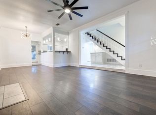 208 Oak Ridge Dr, Pflugerville, TX 78660