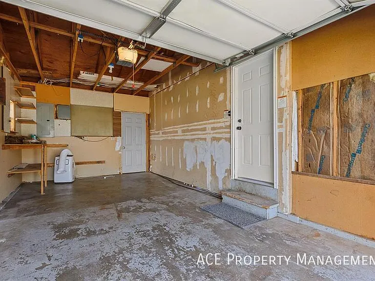 3171 Obrien St — Photo 12