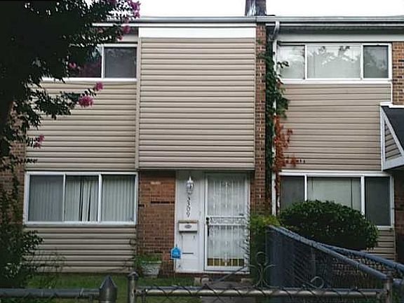 2nd image of 3309 Daytona Dr
