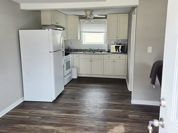 102 Bo Cove Rd, Cullowhee, NC 28723