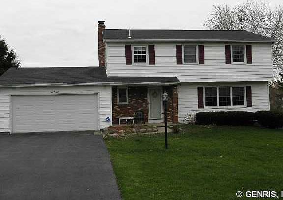 5th image of 28 Rolling Hill Dr