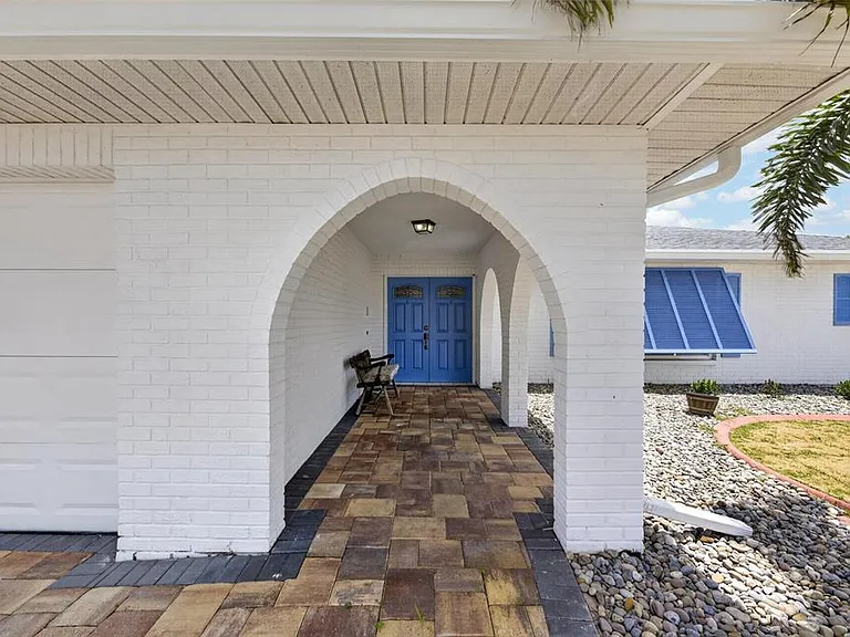 6305 Cottonwood Ln — Photo 6