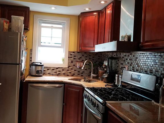 Kitchen, Granite, recessed lighting
