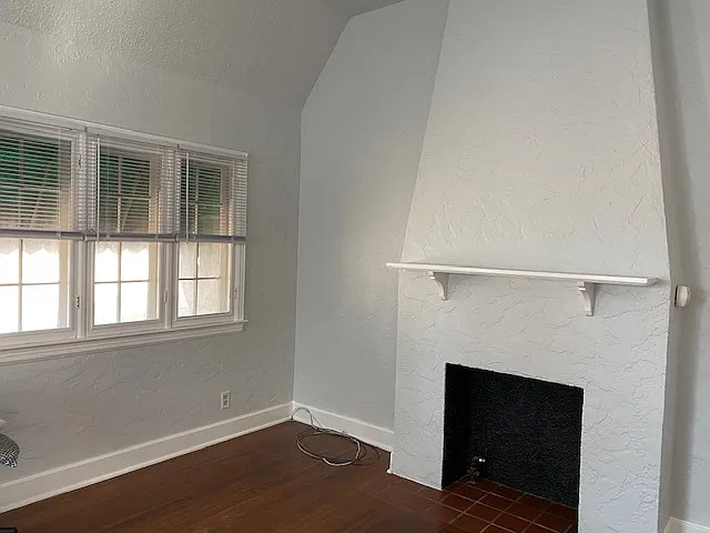 Living Room with new paint and new cordless miniblinds