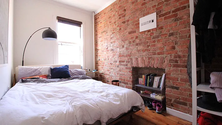 Rented by True Real Estate Group | media 8