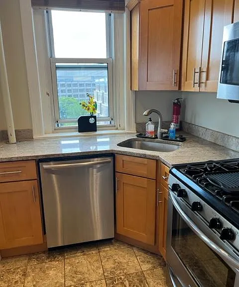 1954 Columbia Rd NW #811 — Photo 17